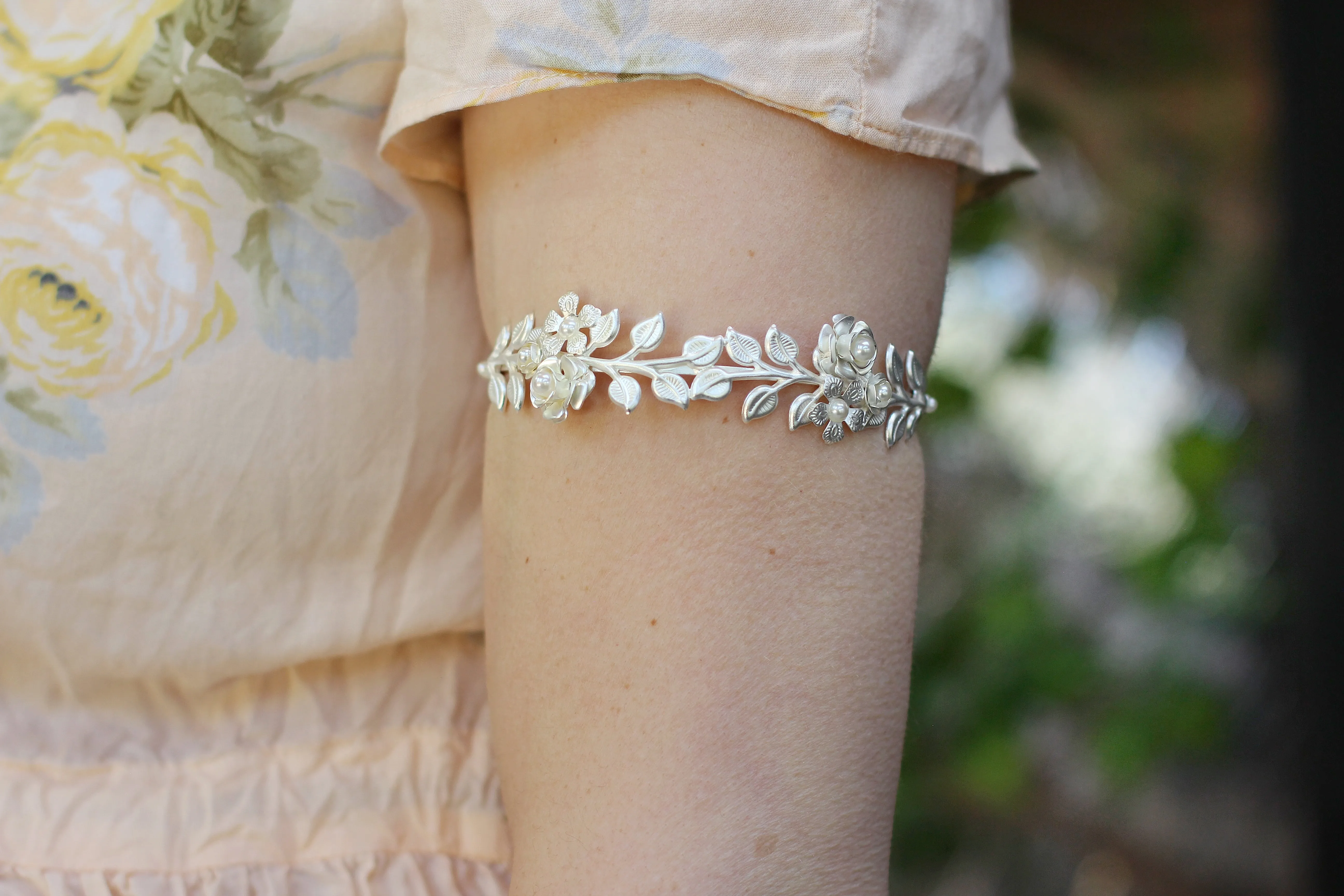 Eva Floral Arm Band