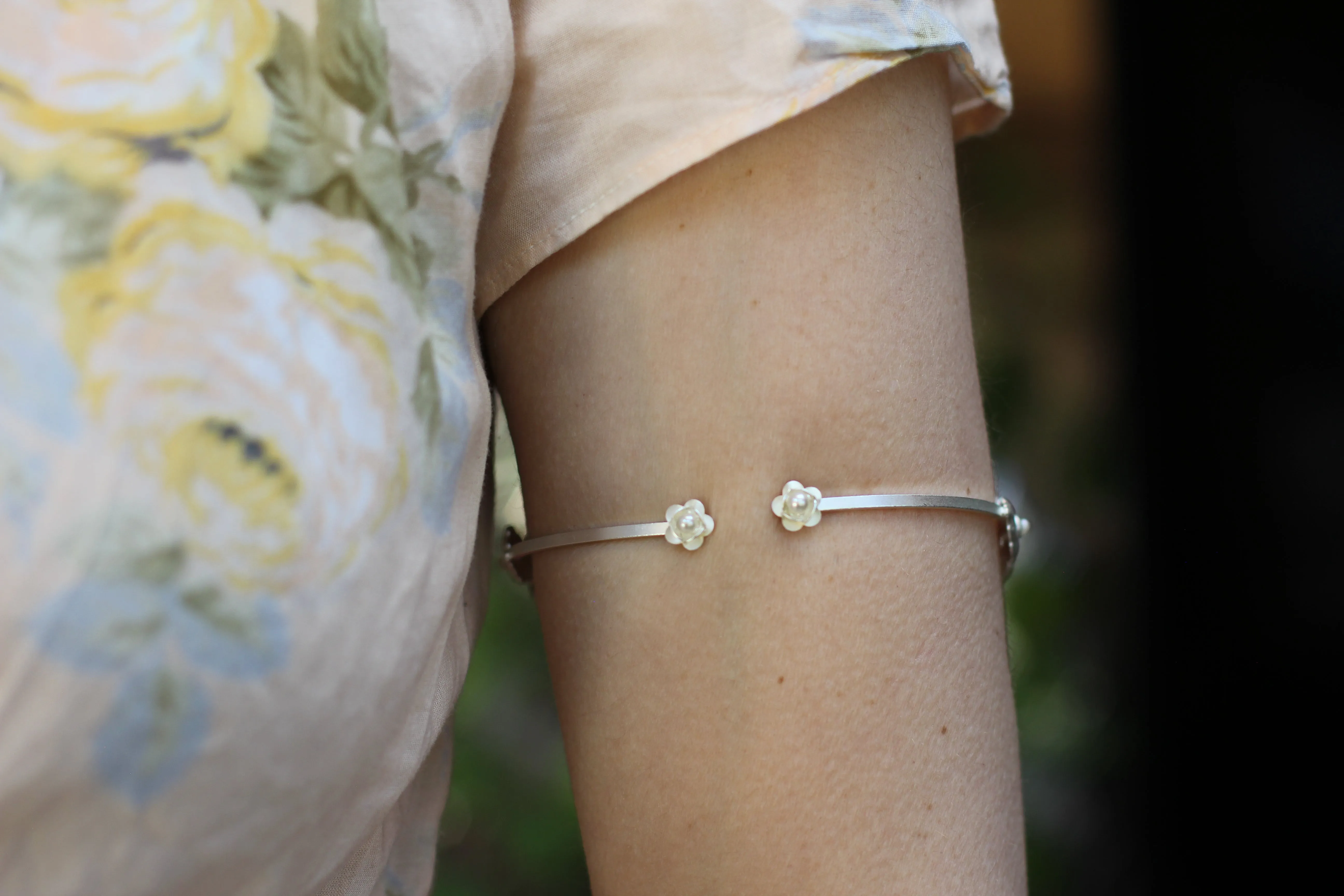 Eva Floral Arm Band