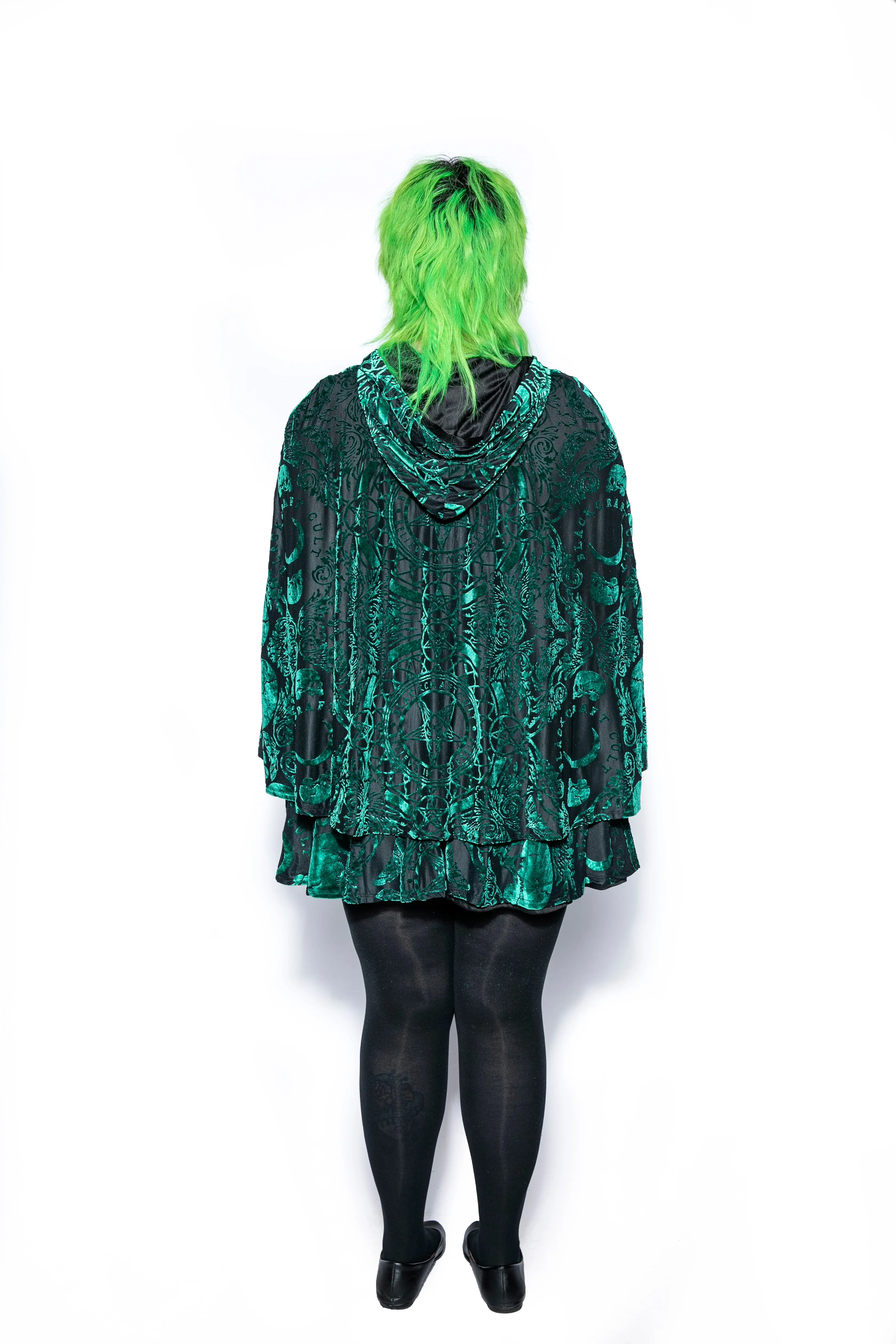 Green Baroque - Velvet Cape