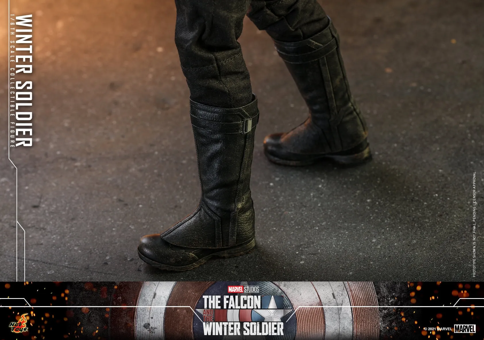 Hot Toys - TMS039 - The Falcon and the Winter Soldier - 1/6th scale Winter Soldier Collectible Figure