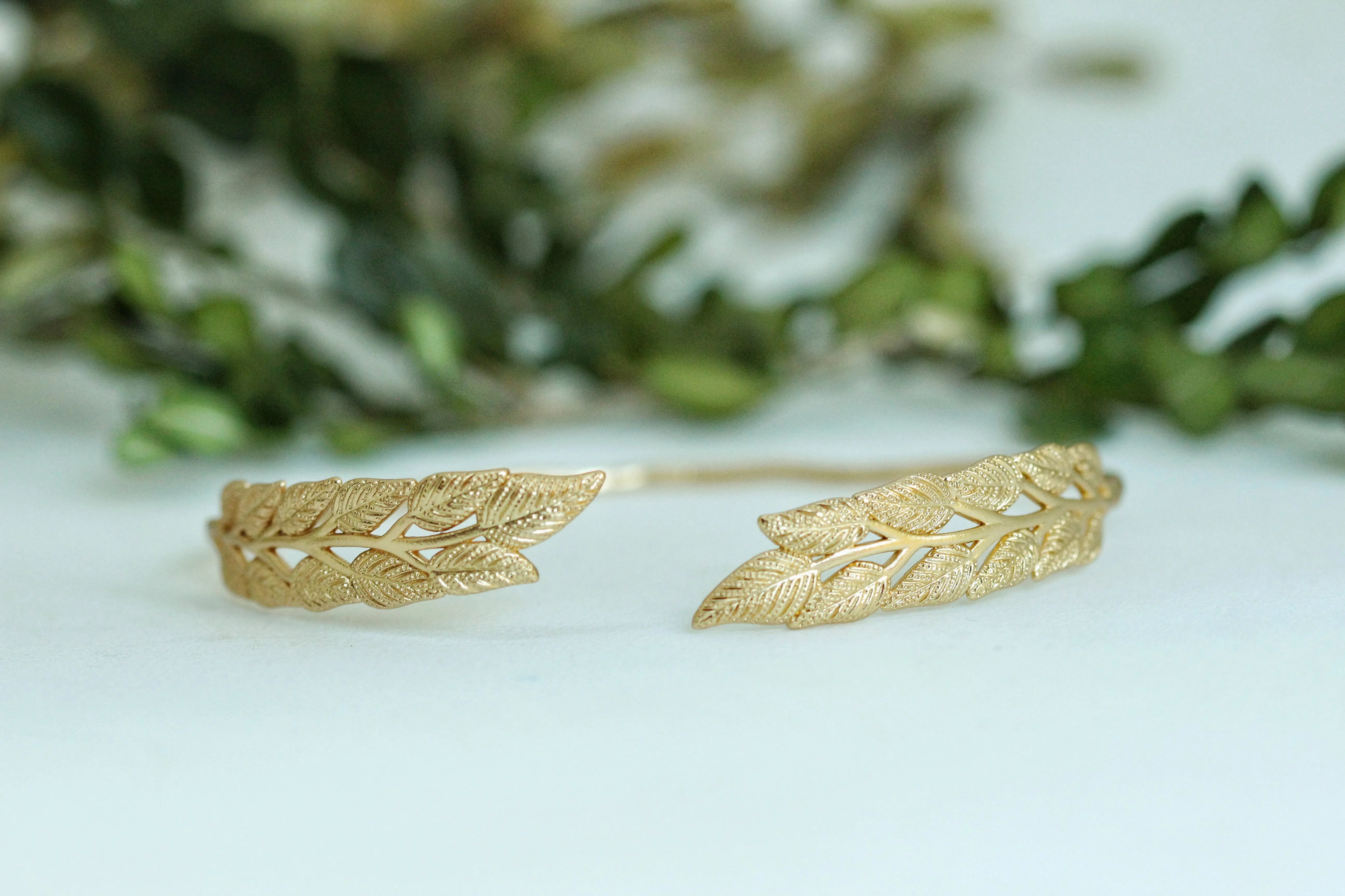 Olive Leaf Choker