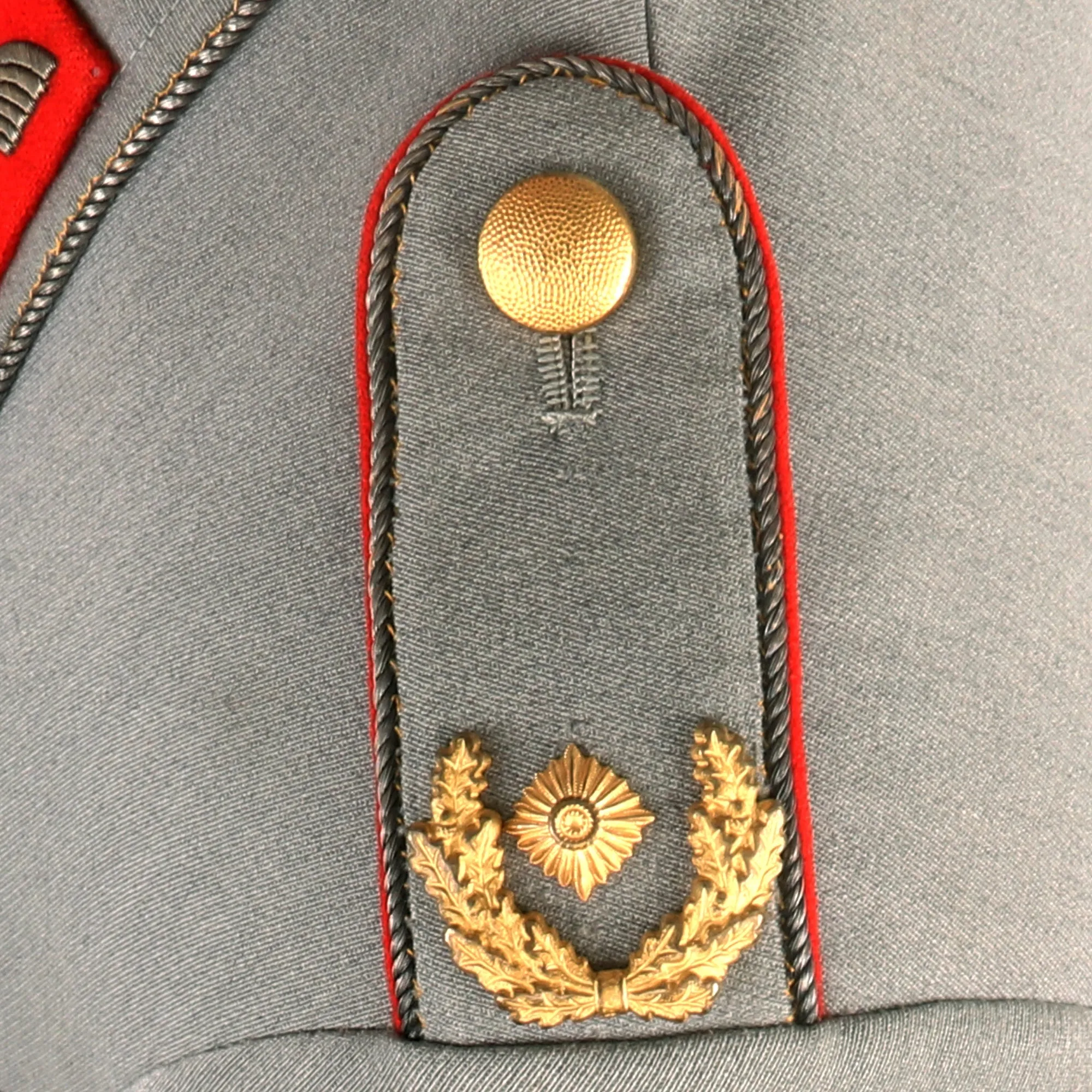 Original West German Cold War Era Bundeswehr Panzertruppen Uniform Top and Visor Cap For Brigade General of Panzer Brigade 8 ”Lüneberg” With 1957 Version of Knights Cross -  Formerly Part of the A.A.F. Tank Museum