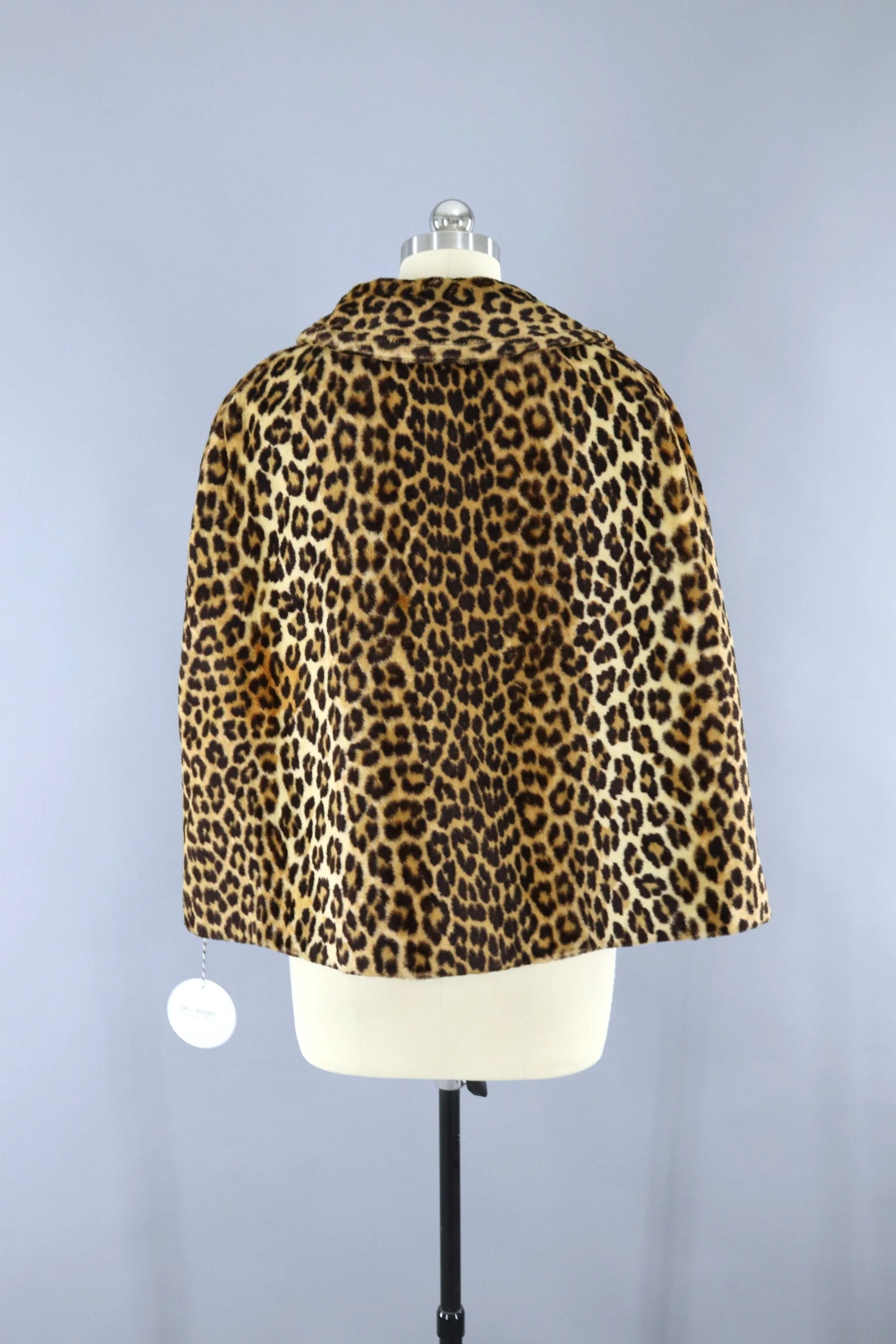 Vintage 1960s Leopard Faux Fur Cape Jacket